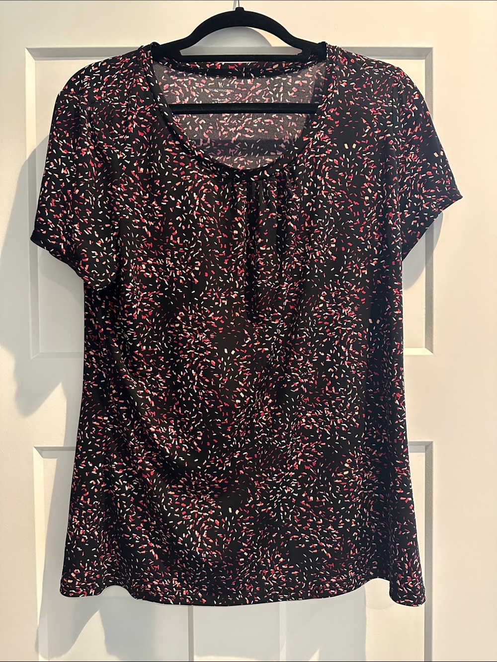 Worthington Women's Black Short-Sleeve Printed Top with Pink & White Speckle
